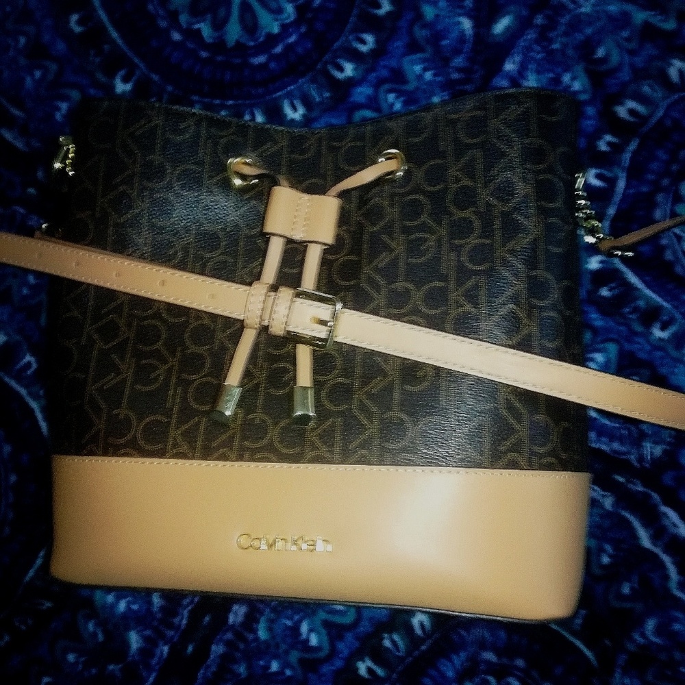 Calvin Klein drawstring shoulder bag